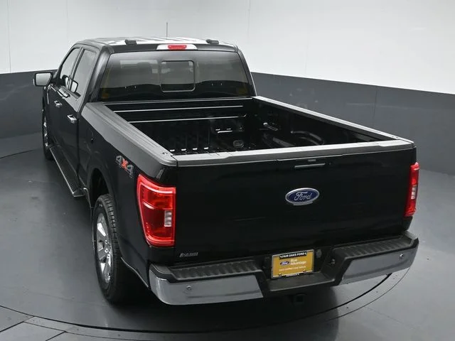 Used 2023 Black Ford XLT image 45