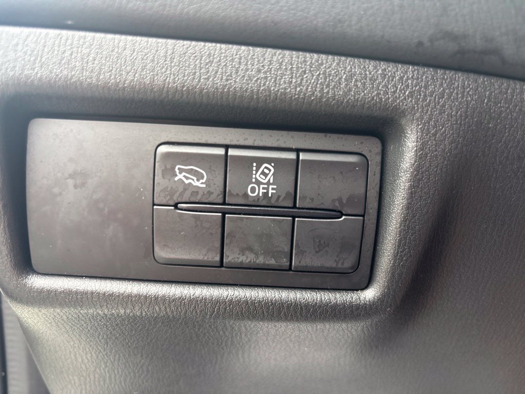 Used 2025 White Mazda 2.5 S Select Package image 19