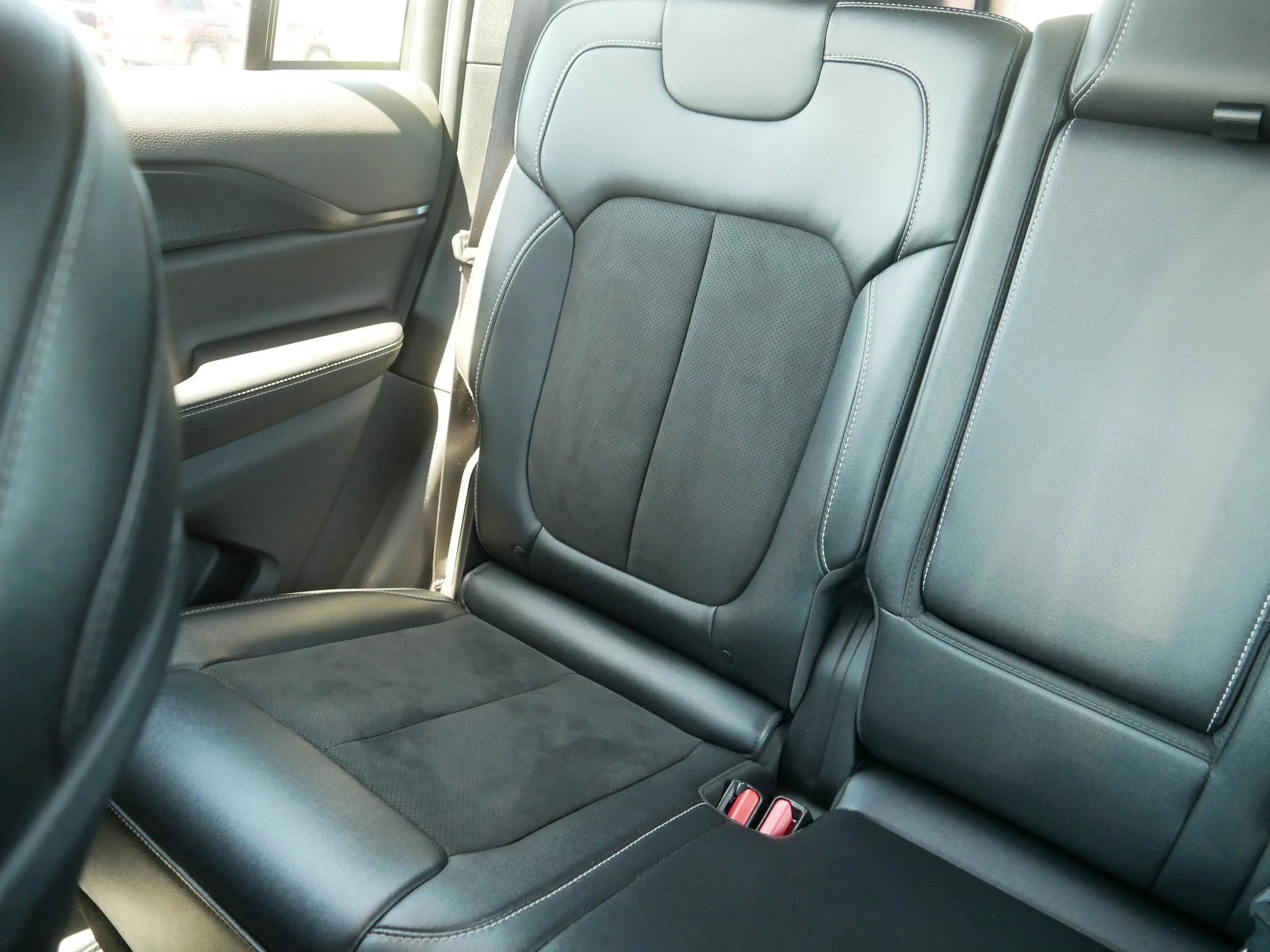 Used 2023 Bright White Clearcoat Jeep Altitude image 12