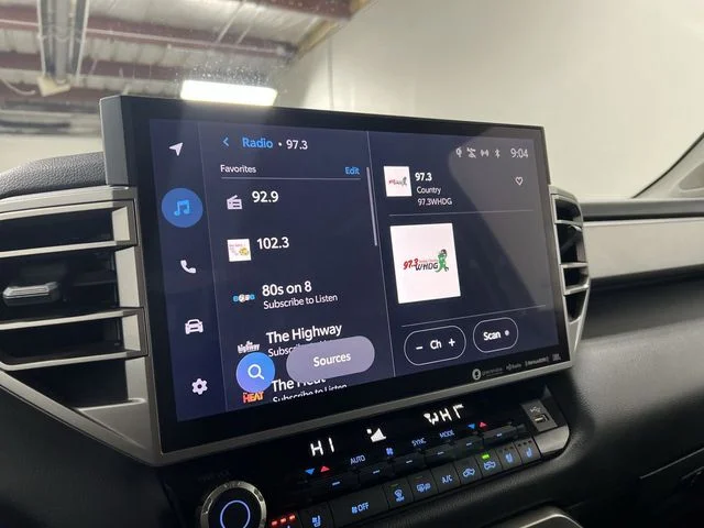 2023 Toyota Tundra Limited - Photo 13
