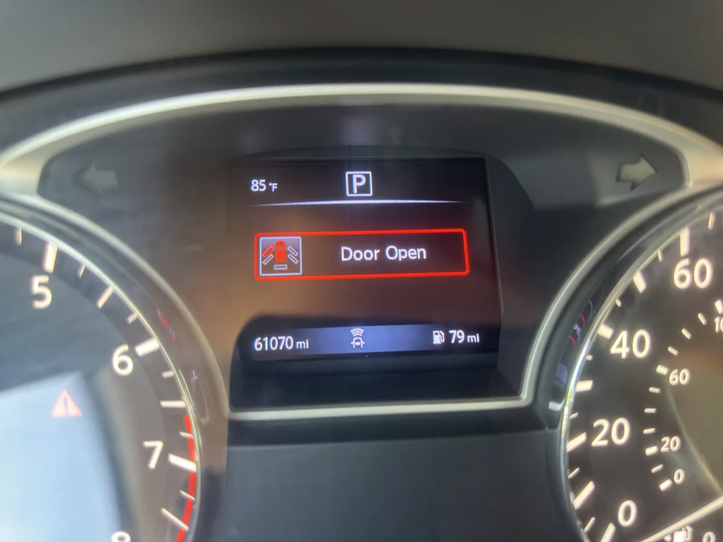 Used 2018 Gun Metallic Nissan 2.5 S image 4