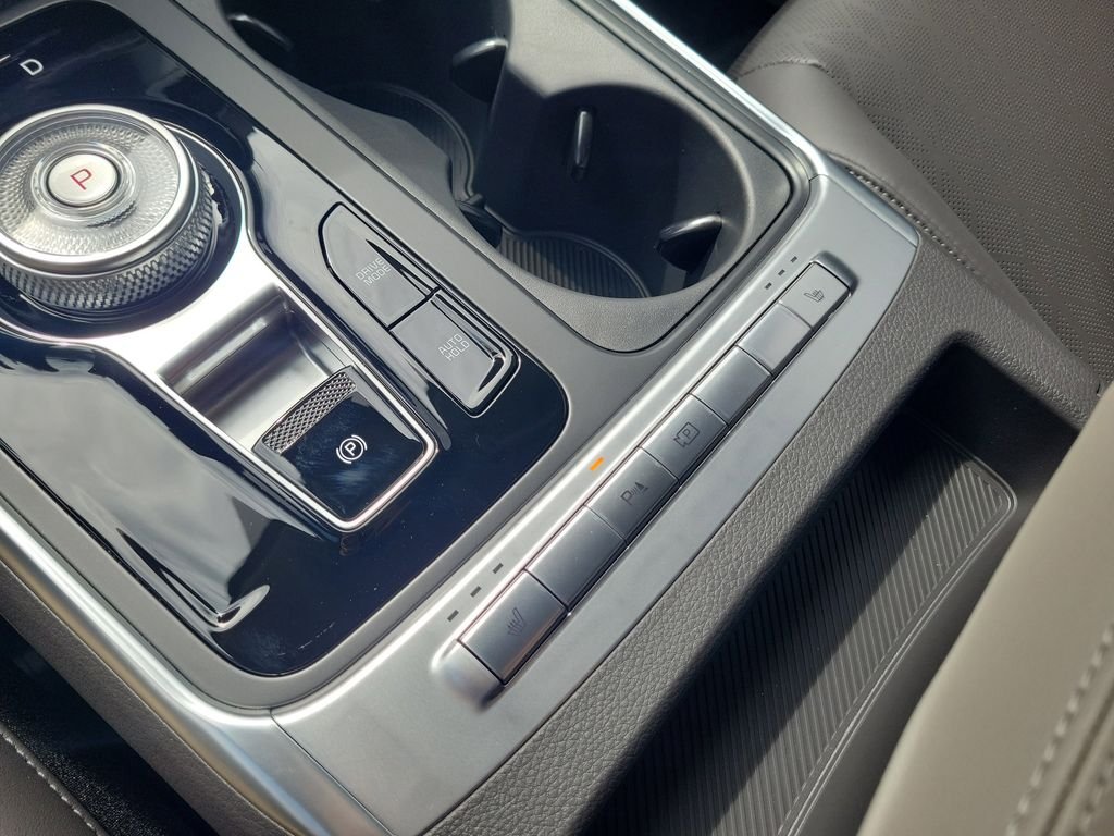 New 2026 Black Kia EX image 37