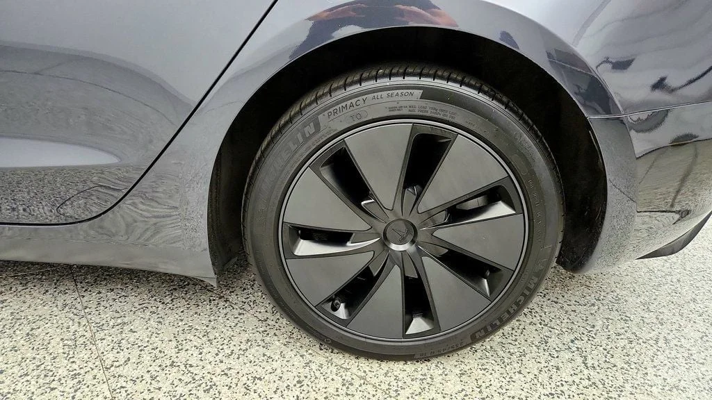 Used 2025 Stealth Grey Tesla Long Range RWD image 9