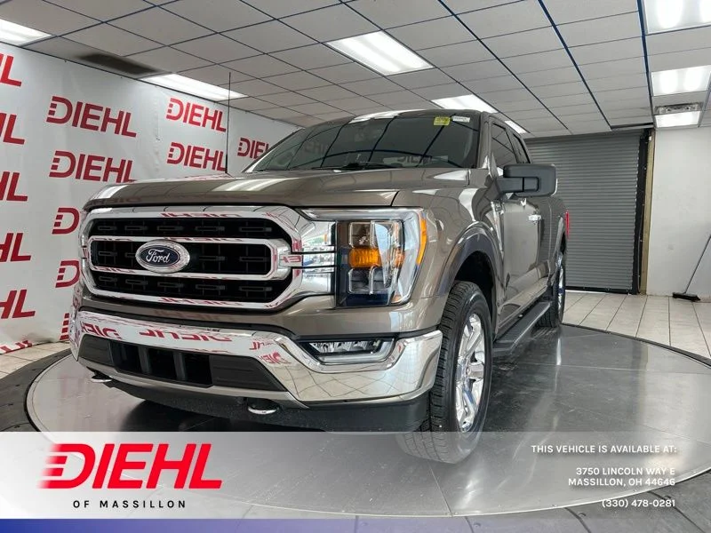 Used 2021 Gray Ford XLT image 1