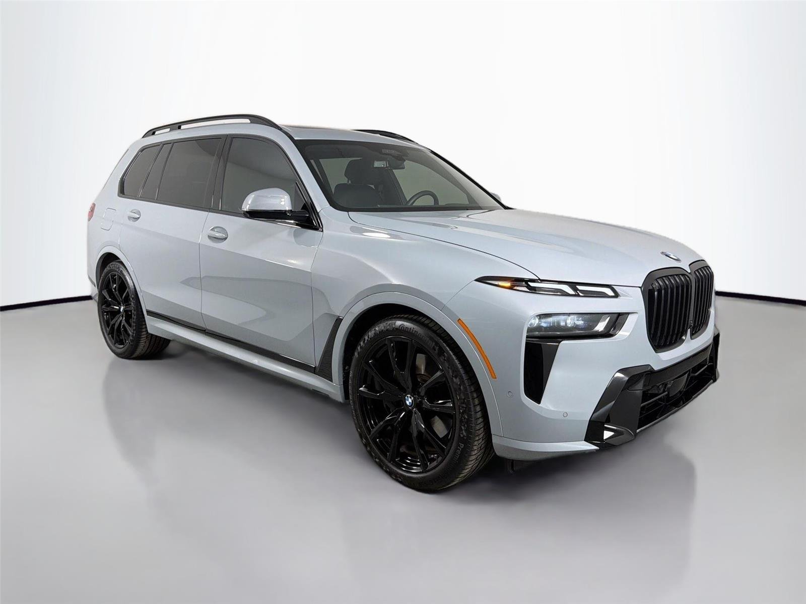 Certified Used 2026 Brooklyn Grey Metallic BMW xDrive40i image 3