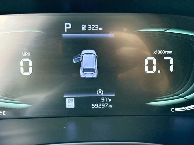 Used 2024 White Kia LX image 12