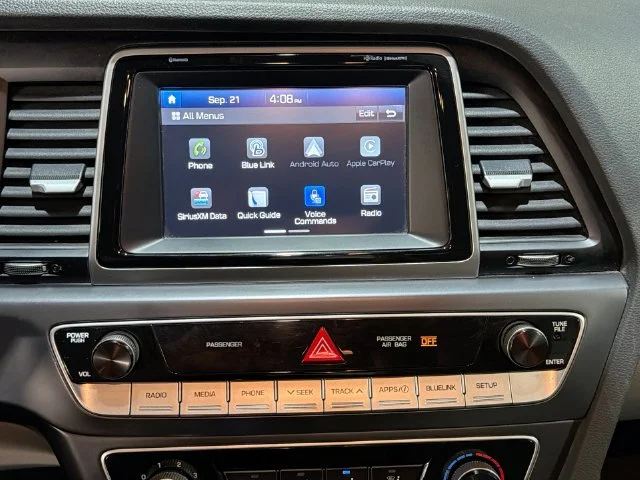 Used 2018 Blue Hyundai SEL image 14