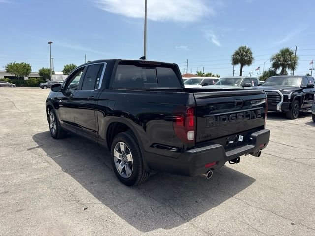 Used 2025 Black Honda RTL image 5