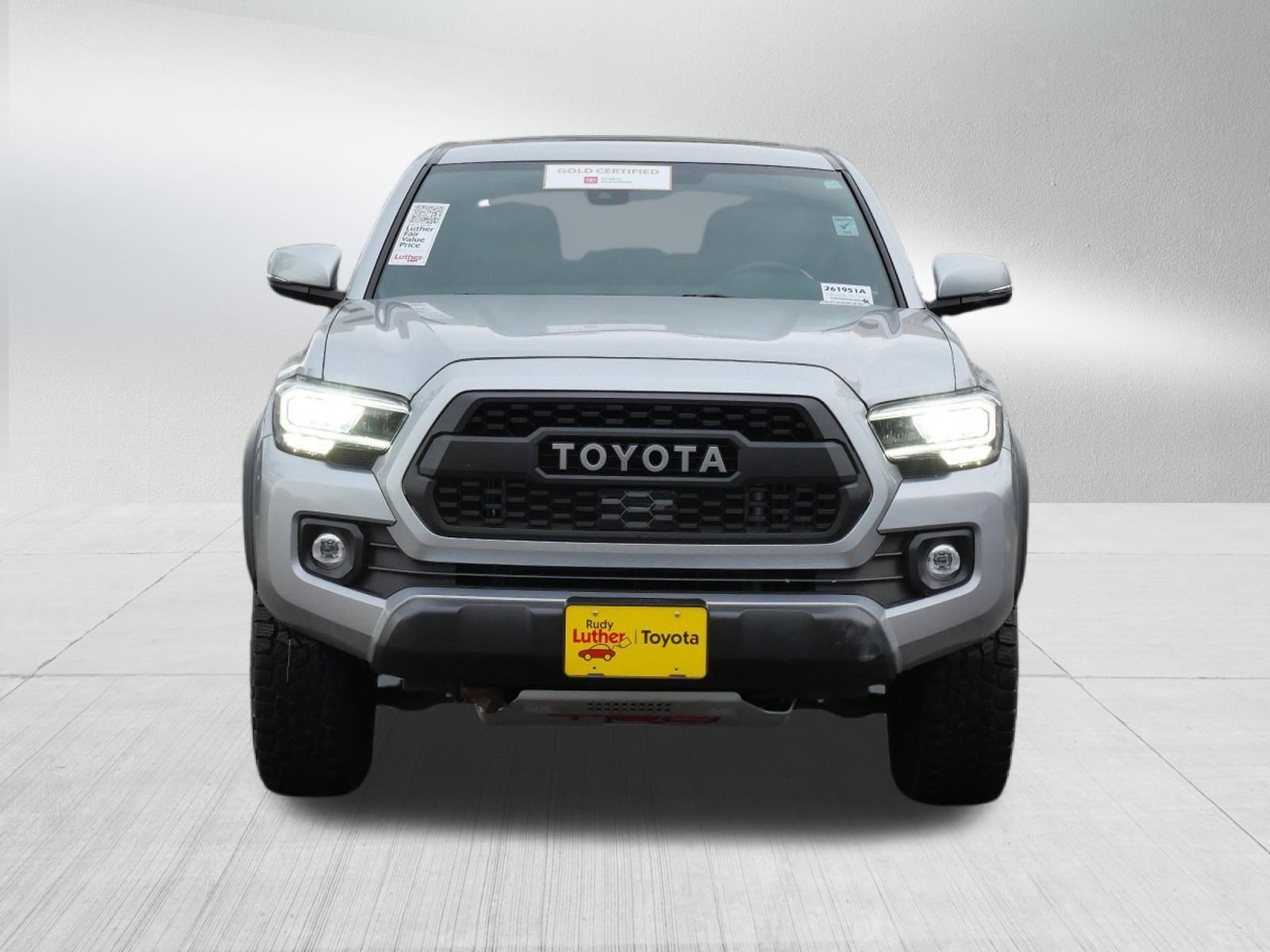 Certified 2022 Toyota Tacoma TRD Off Road with VIN 3TMCZ5AN3NM486284 for sale in Golden Valley, Minnesota
