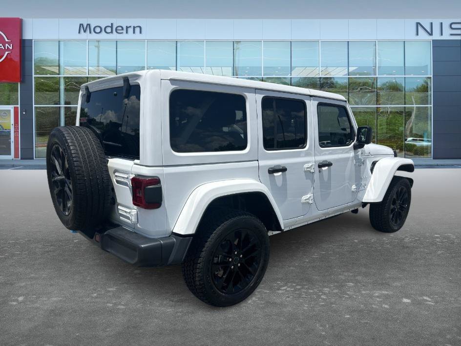 Used 2024 Bright White Clearcoat Jeep Sahara image 5