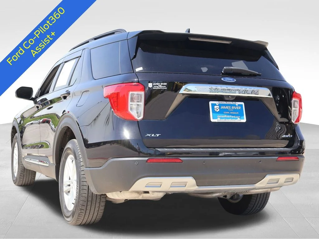 Certified Used 2023 Black Metallic Ford XLT image 4