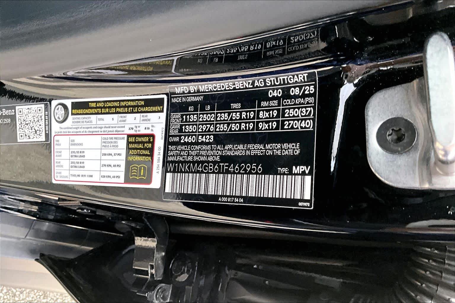 Certified Used 2026 Black Mercedes-Benz GLC 300 image 38