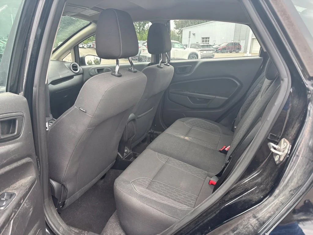 Used 2019 Black Ford SE image 7