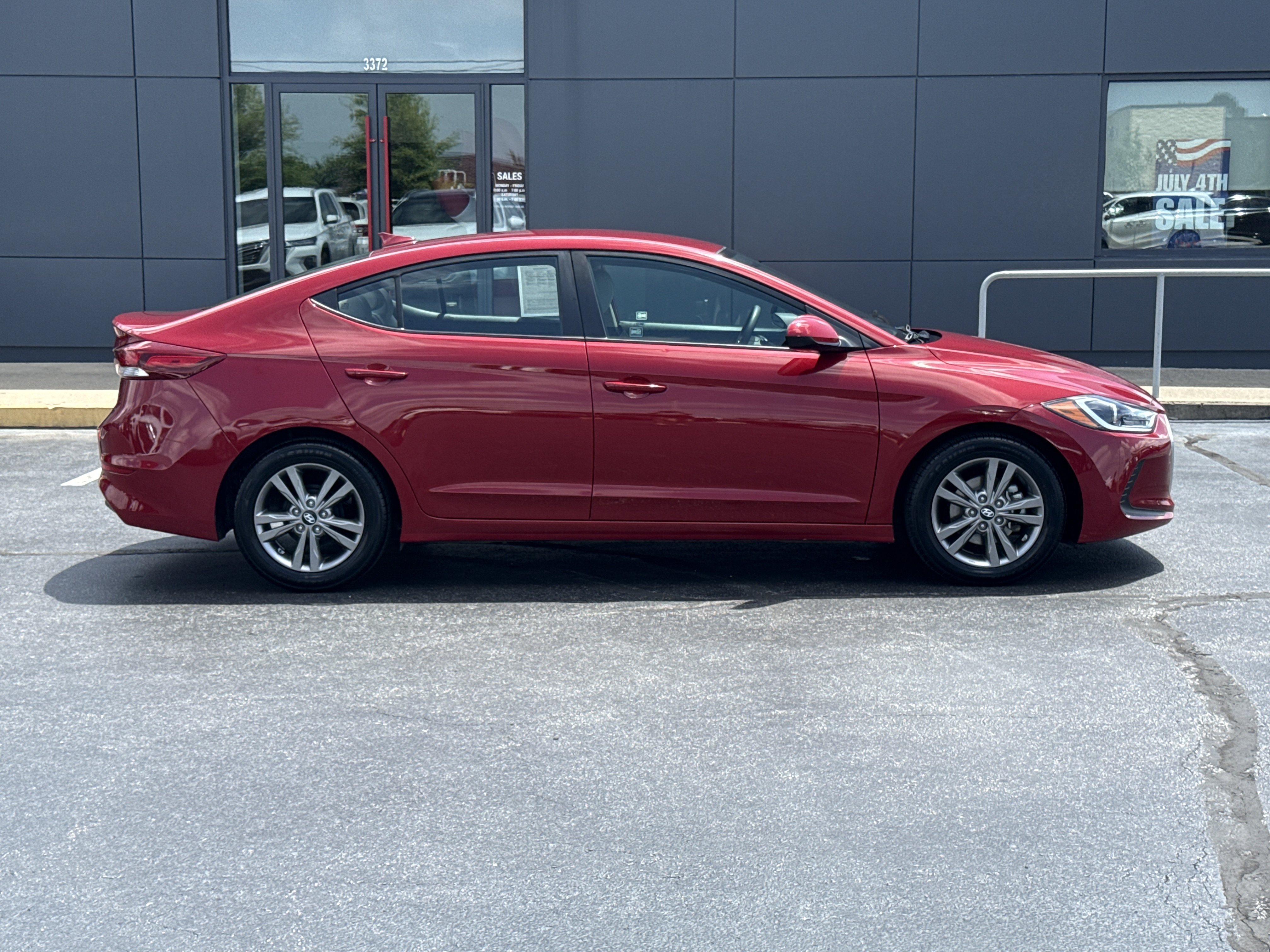 Used 2017 Hyundai Elantra SE with VIN KMHD84LF5HU172414 for sale in Fayetteville, AR