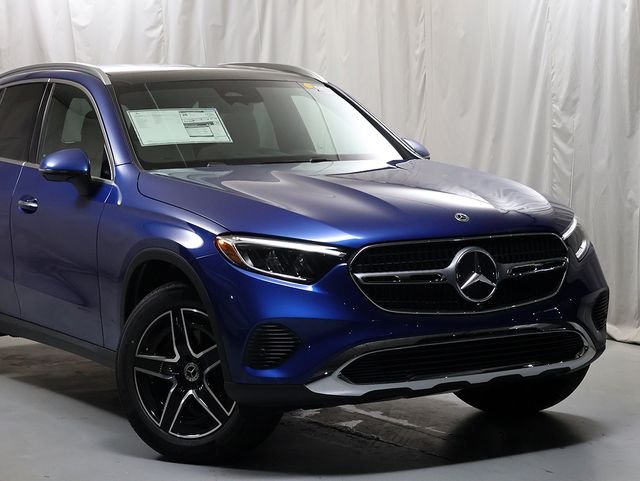 New 2027 Starling Blue Metallic Mercedes-Benz GLC 300 image 2