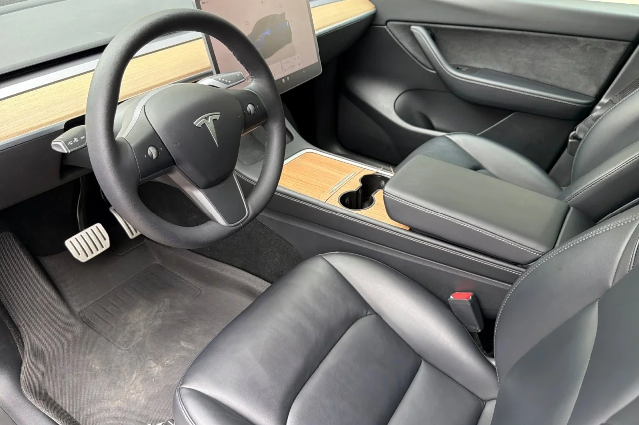 Used 2022 BLUE Tesla Performance image 9