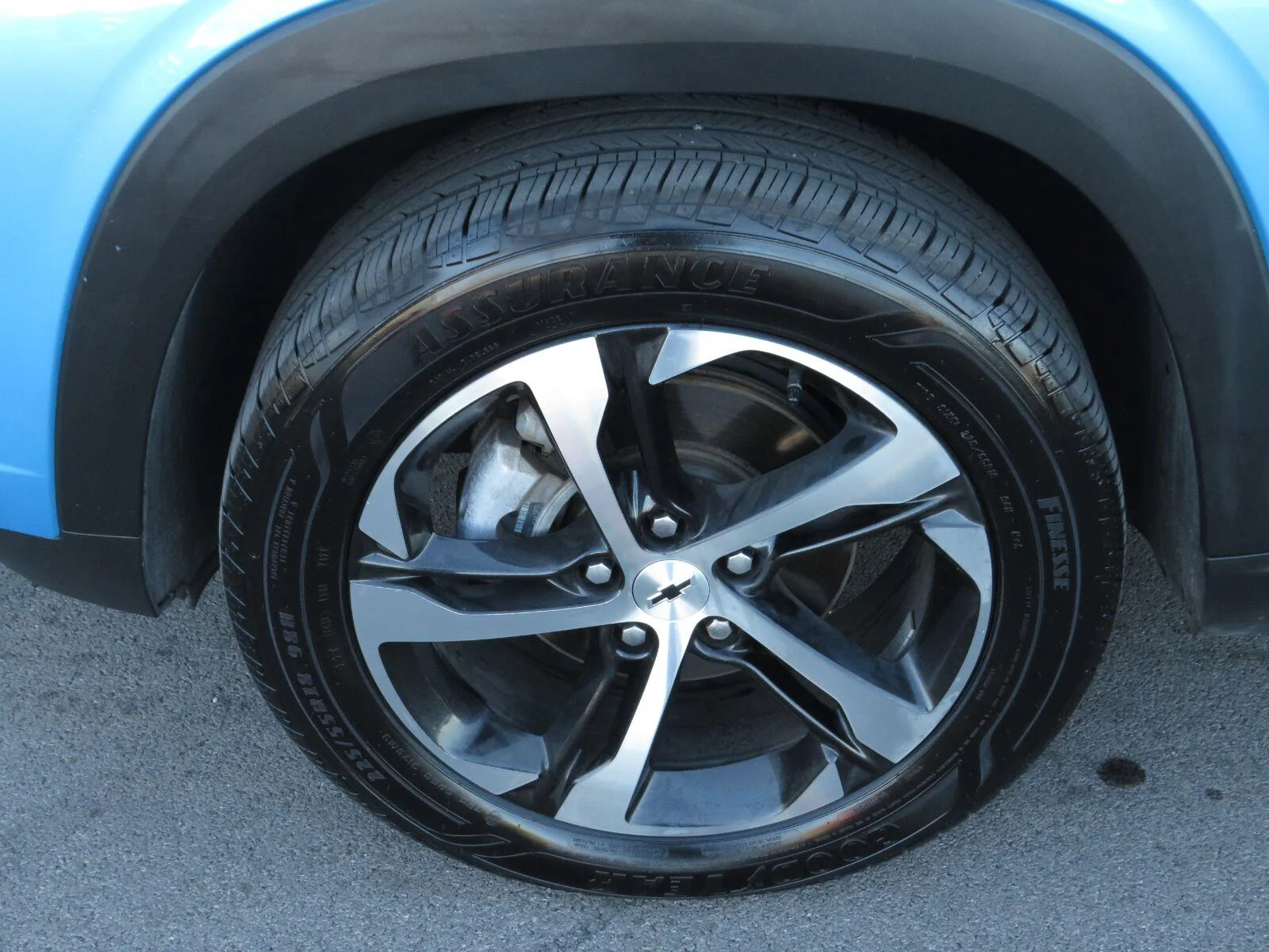 Used 2025 Marina Blue Metallic Chevrolet 1RS image 20