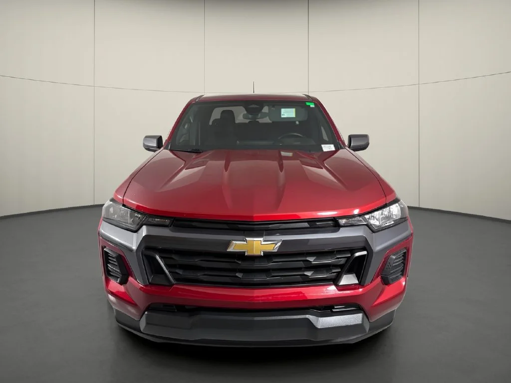 Used 2024 Radiant Red Tintcoat Chevrolet LT image 3