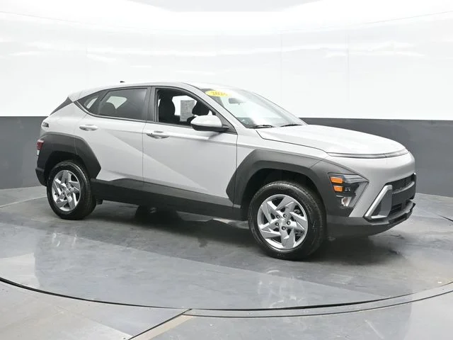 Used 2026 Gray Hyundai SE image 7