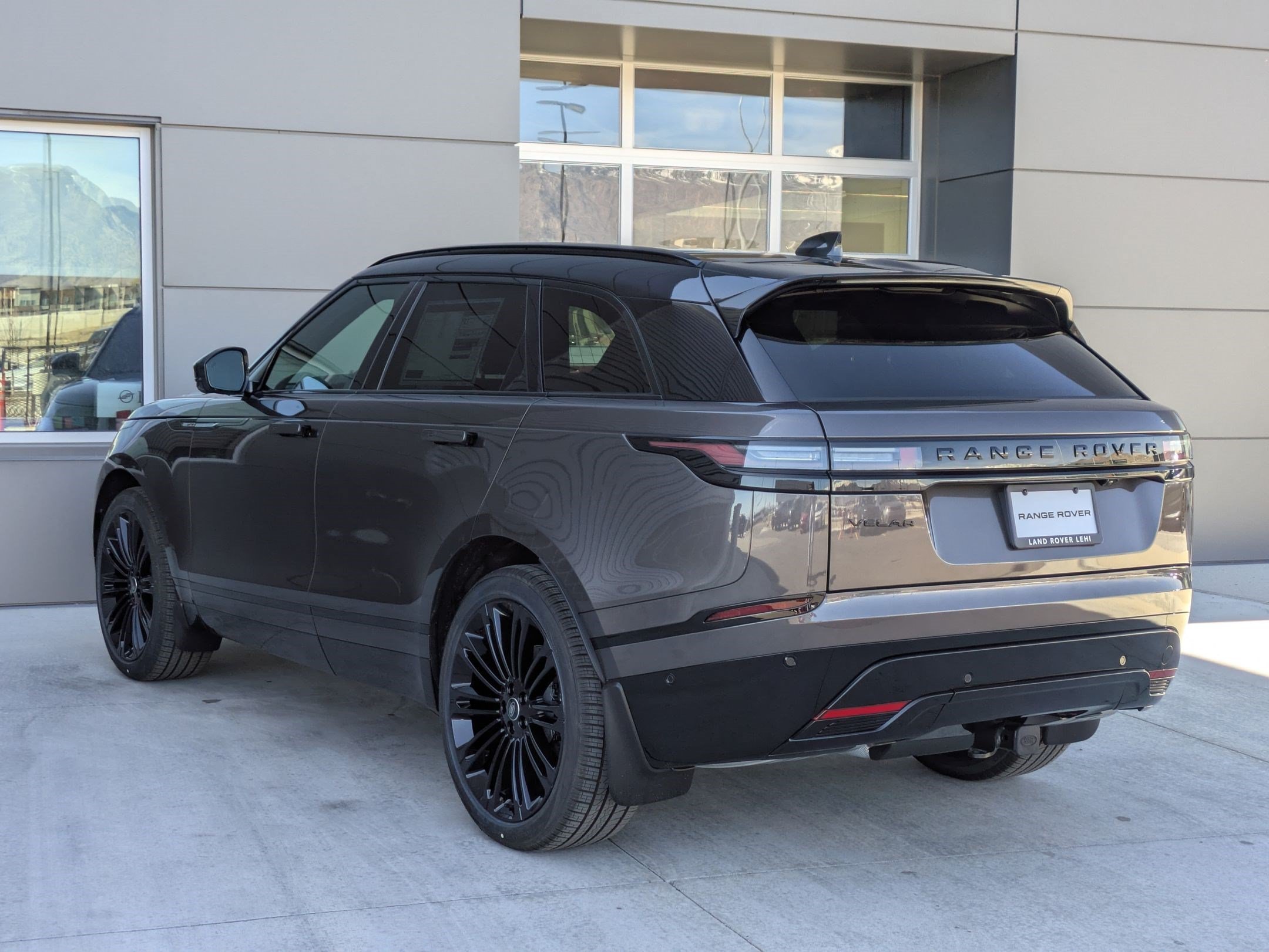 2026 Land Rover Range Rover Velar Dynamic SE - Photo 8