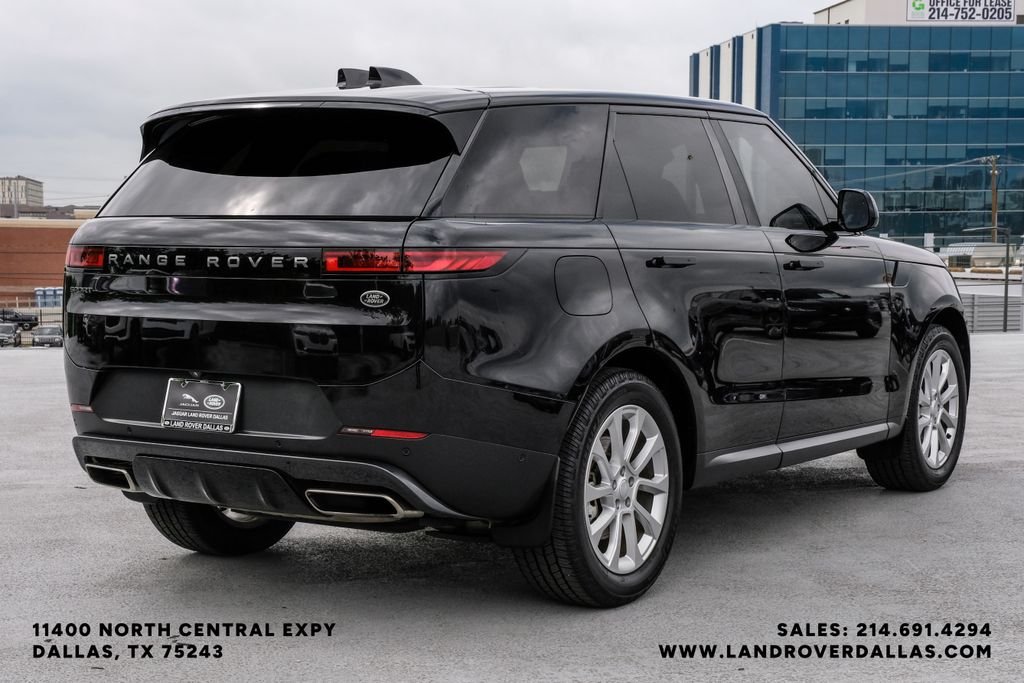 Used 2023 Black Land Rover SE image 6