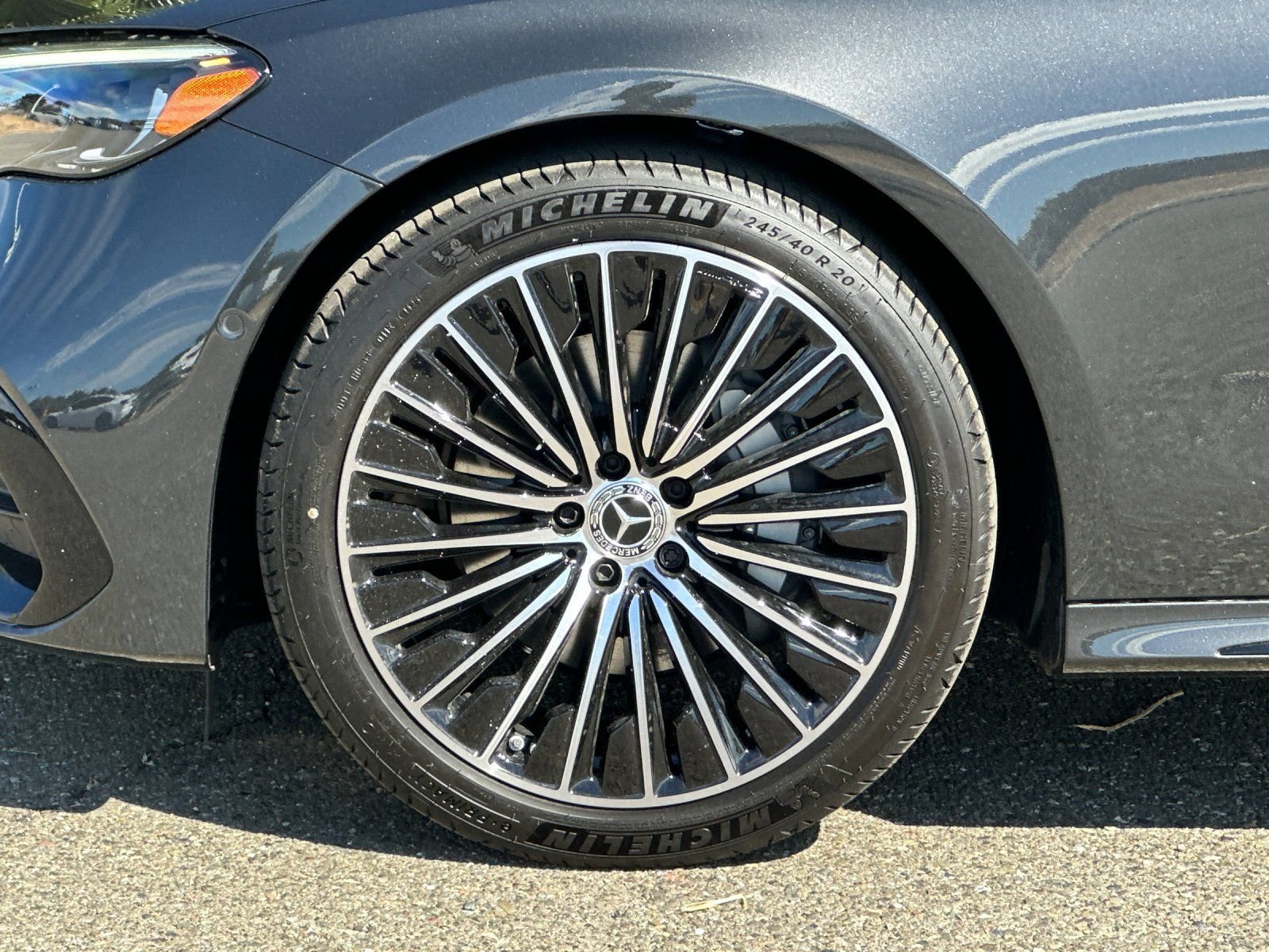 New 2027 Graphite Grey Metallic Mercedes-Benz E 350 image 11