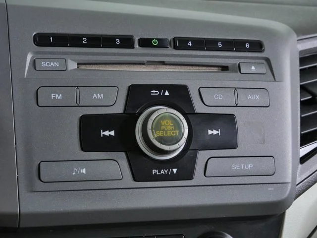 Used 2012 Silver Honda LX image 29