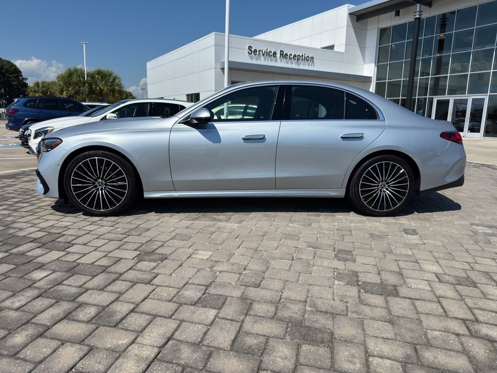 2026 Mercedes-Benz E-Class E350 - Photo 12