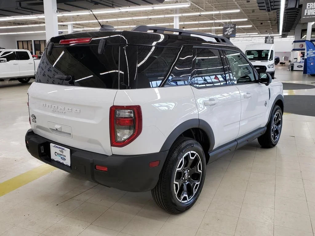 New 2026 Oxford White Ford Outer Banks® image 8