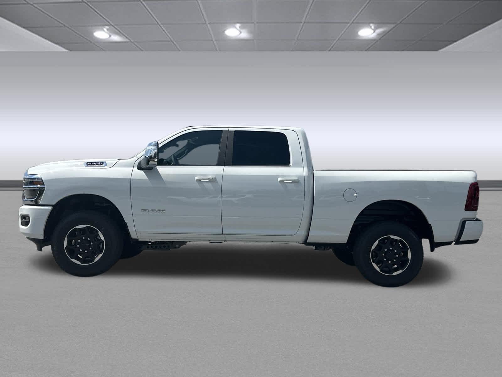 New 2026 Bright White Clear-Coat Exterior Paint RAM Laramie image 2