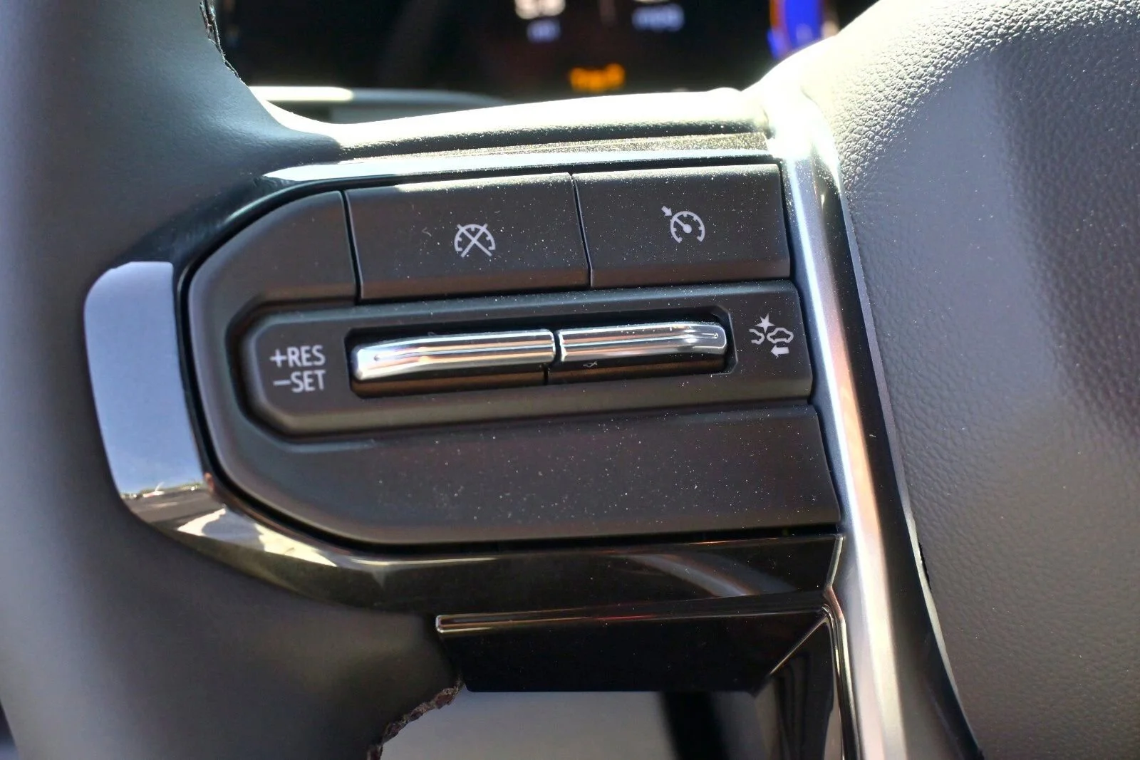 2026 Chevrolet Colorado LT - Photo 32