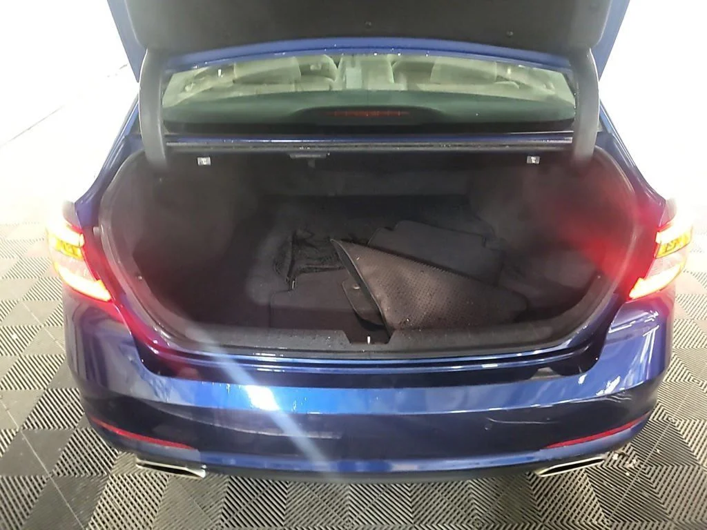 Used 2015 Blue Hyundai Limited image 4