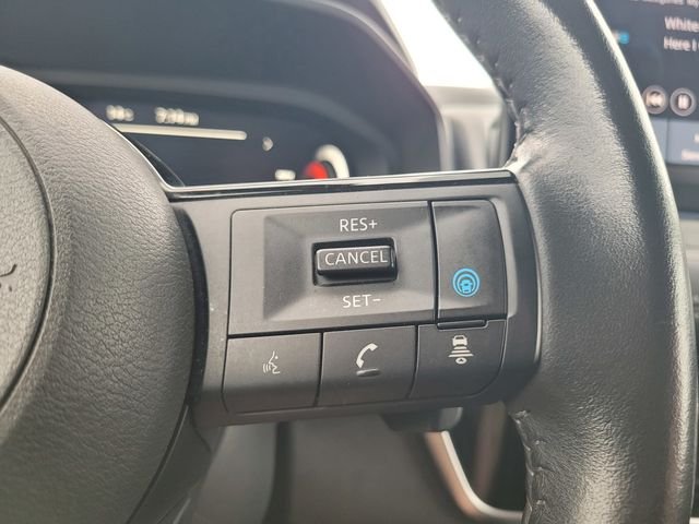 Used 2024 Blue Nissan SL image 27