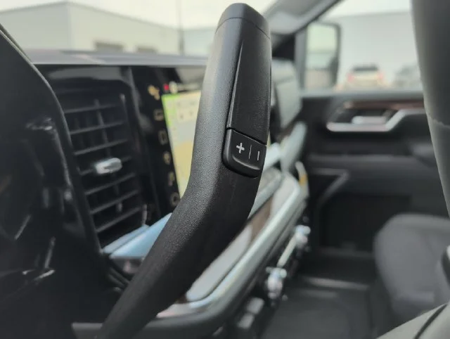 New 2026 Summit White GMC SLE image 27