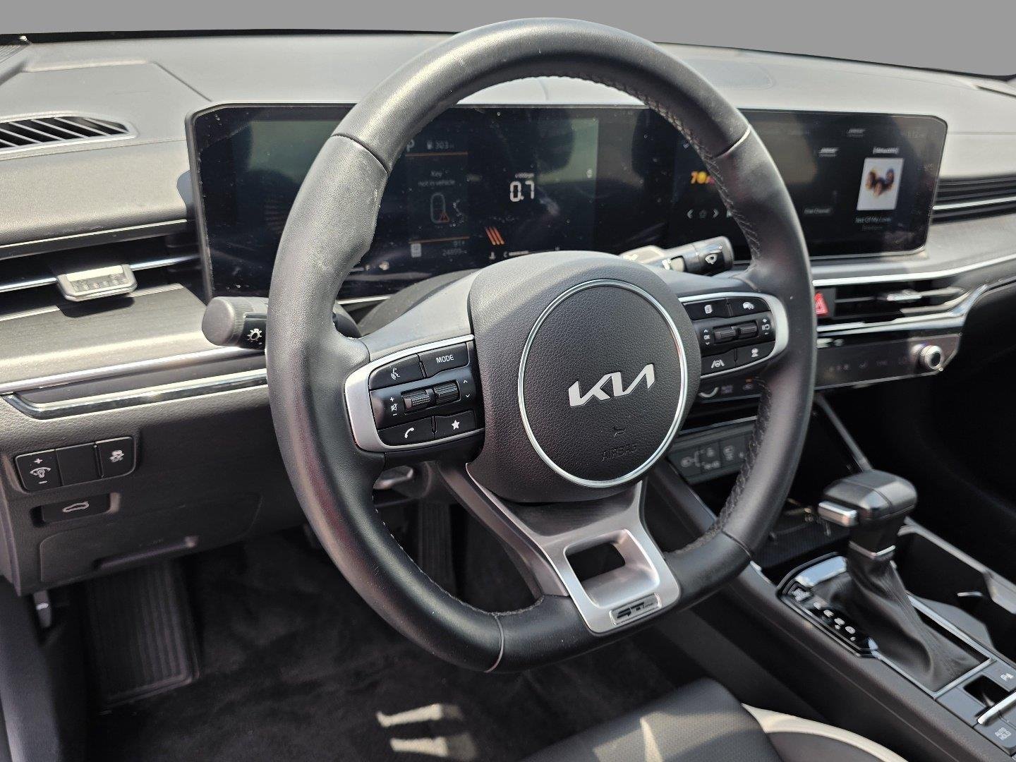 Used 2025 Yacht Blue Kia GT-Line image 11