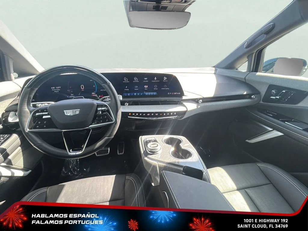 Used 2025 Argent Silver Metallic Cadillac Sport 2 image 23