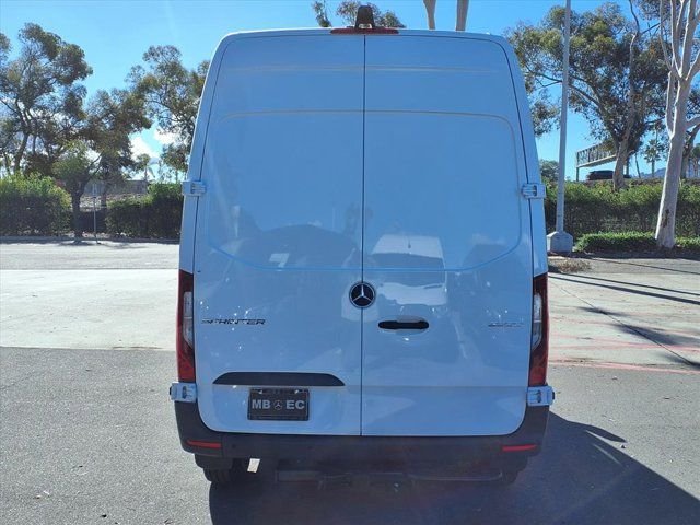 New 2026 Arctic White Mercedes-Benz Cargo 144 WB image 20