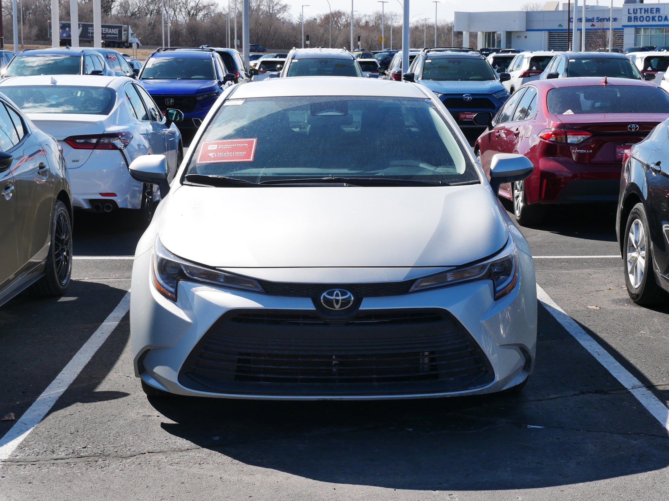 Certified 2025 Toyota Corolla LE with VIN 5YFB4MDE7SP296220 for sale in Brooklyn Center, Minnesota