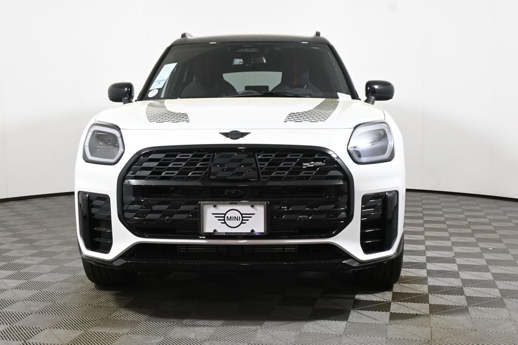 New 2027 White MINI Iconic image 10