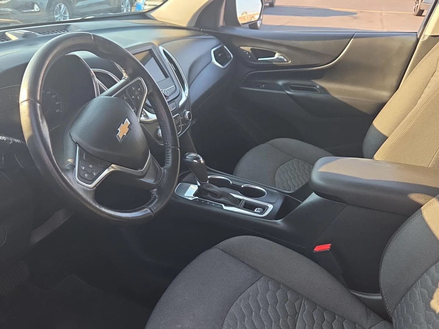Used 2019 MOSAIC BLACK METALLIC Chevrolet LT image 8