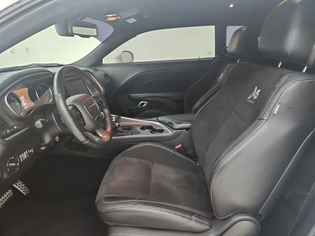 Used 2022 White Dodge R/T Scat Pack image 20