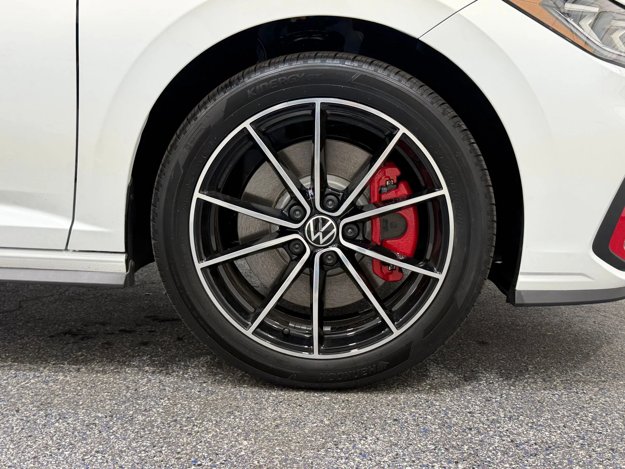 New 2026 White Volkswagen 2.0T Autobahn image 14