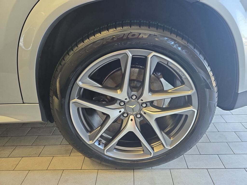 Used 2023 Silver Mercedes-Benz GLE 53 AMG® image 36