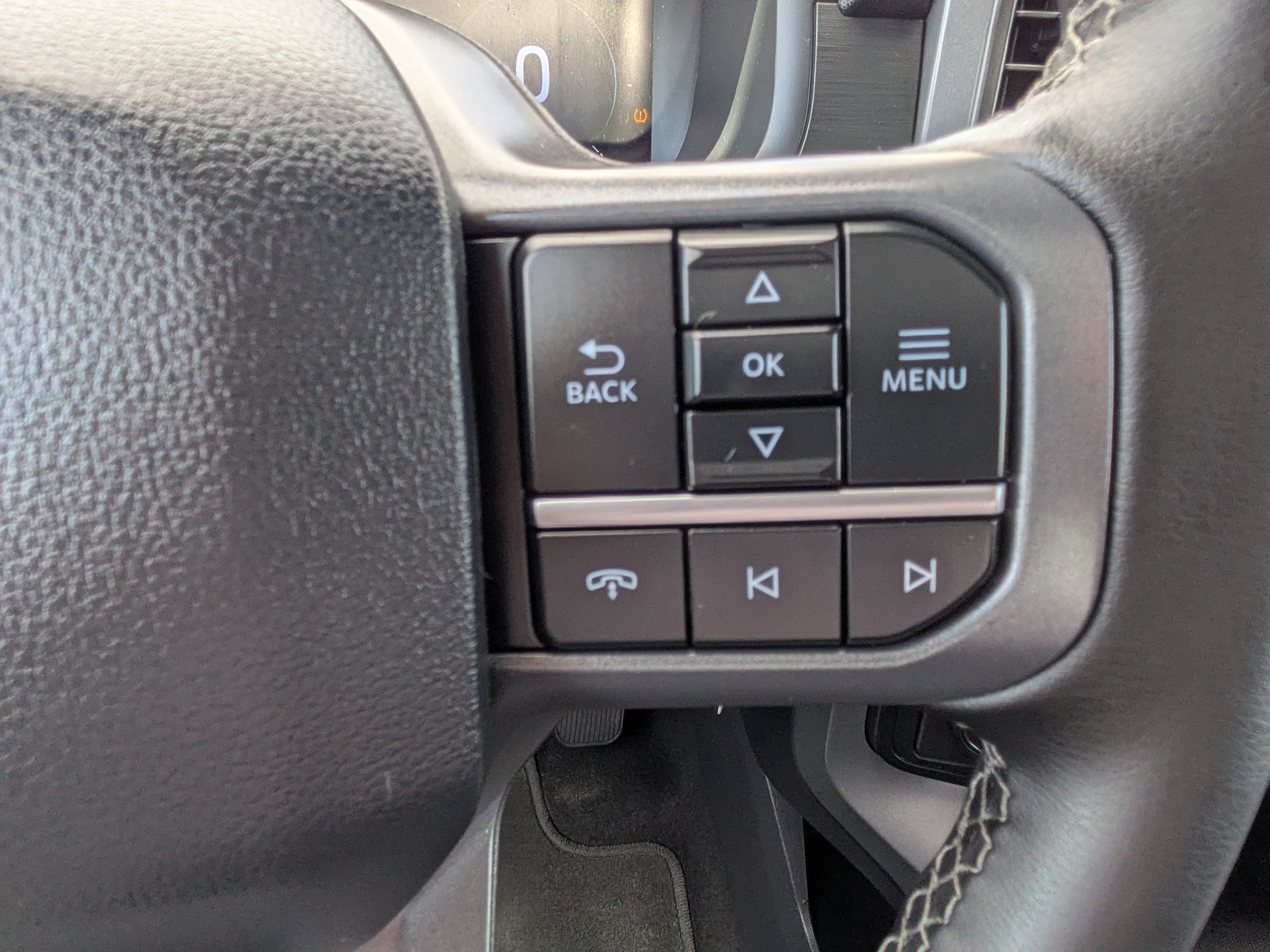 Used 2025  Ford XLT image 24