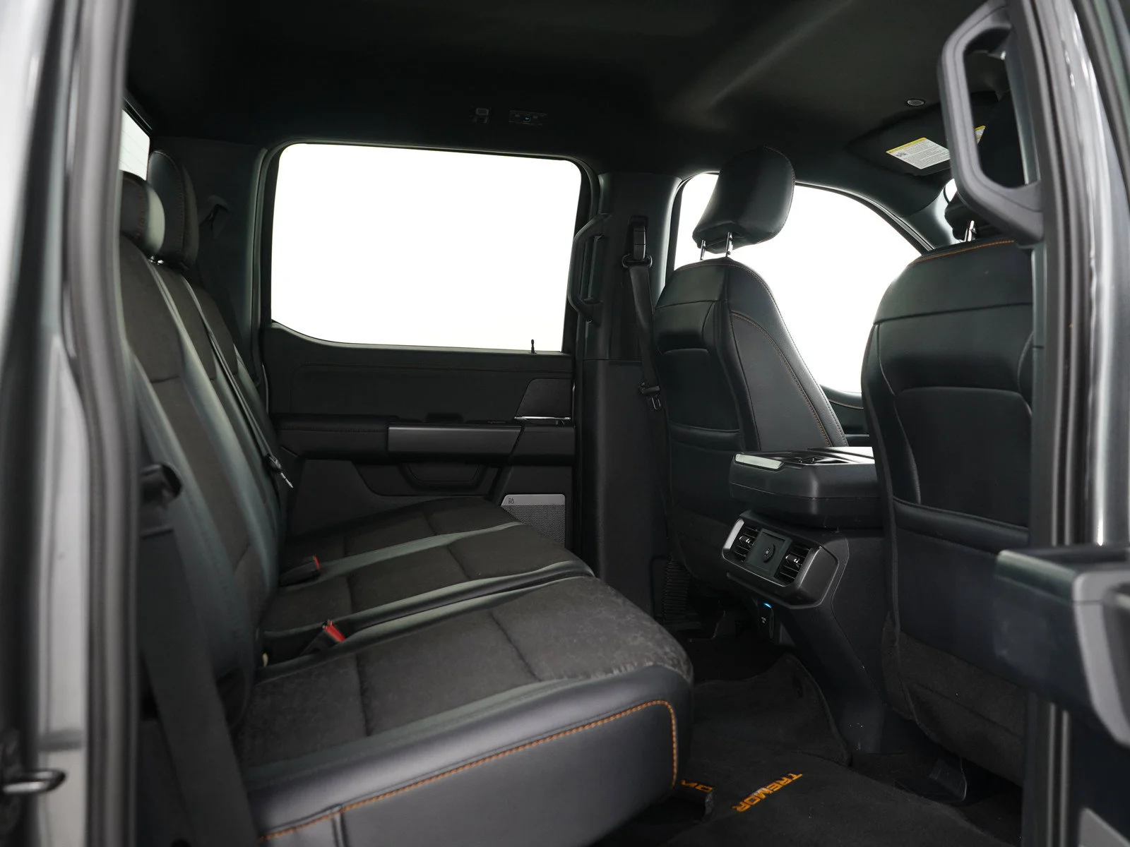 Used 2025 Carbonized Gray Metallic Ford Tremor image 14