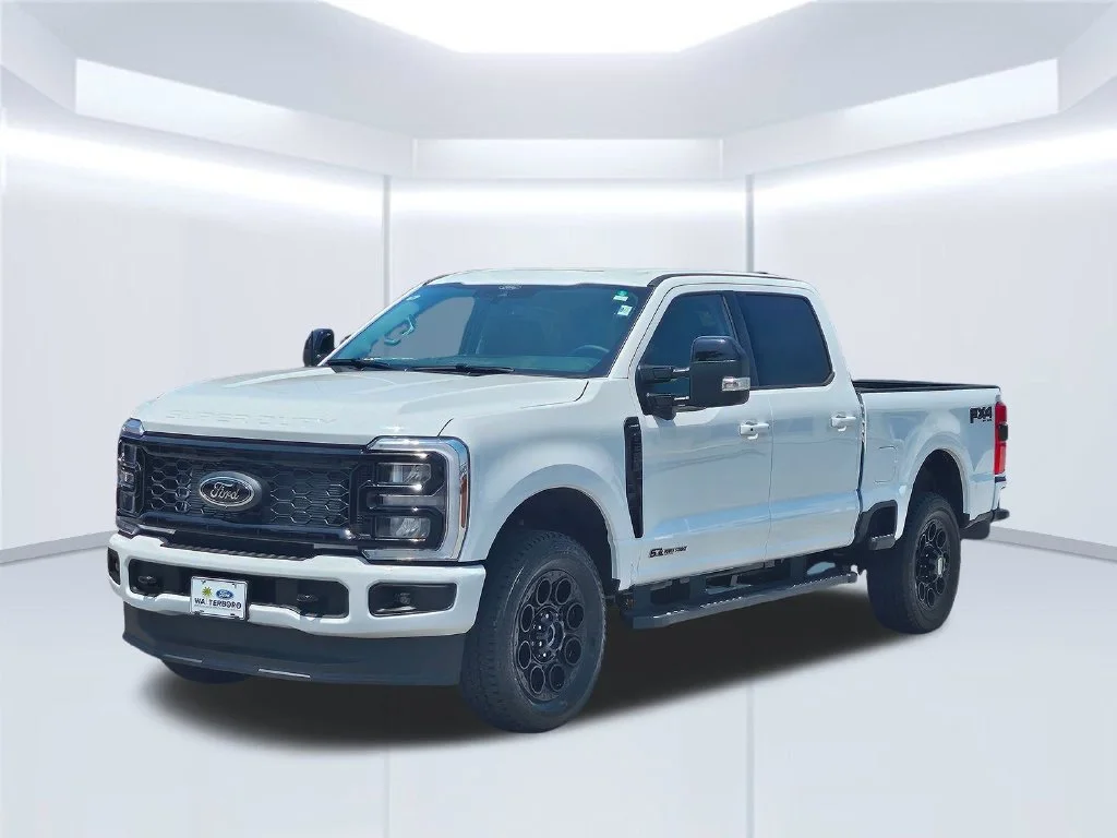 New 2026 Oxford White Ford F-250® Lariat® image 2