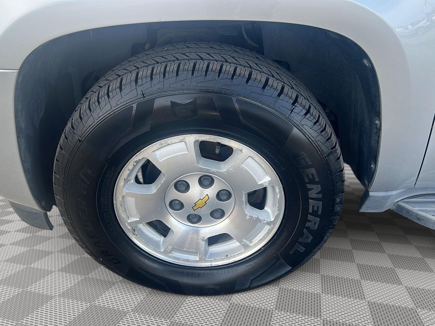 Used 2012 Chevrolet Avalanche LT with VIN 3GNMCFE02CG147948 for sale in Kansas City