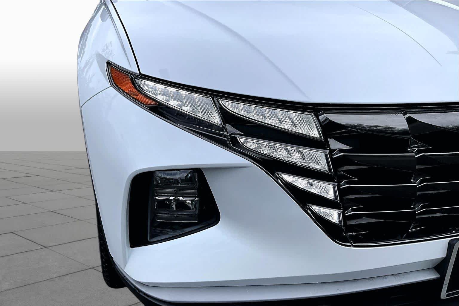 Used 2022 Quartz White Hyundai SEL image 53