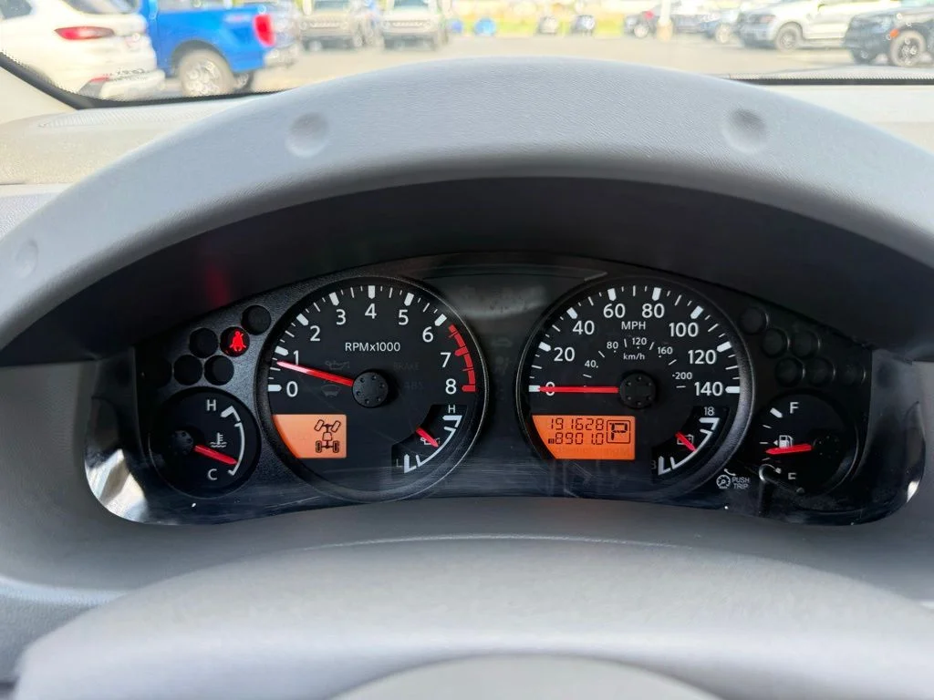 Used 2013 Blue Nissan SV image 20