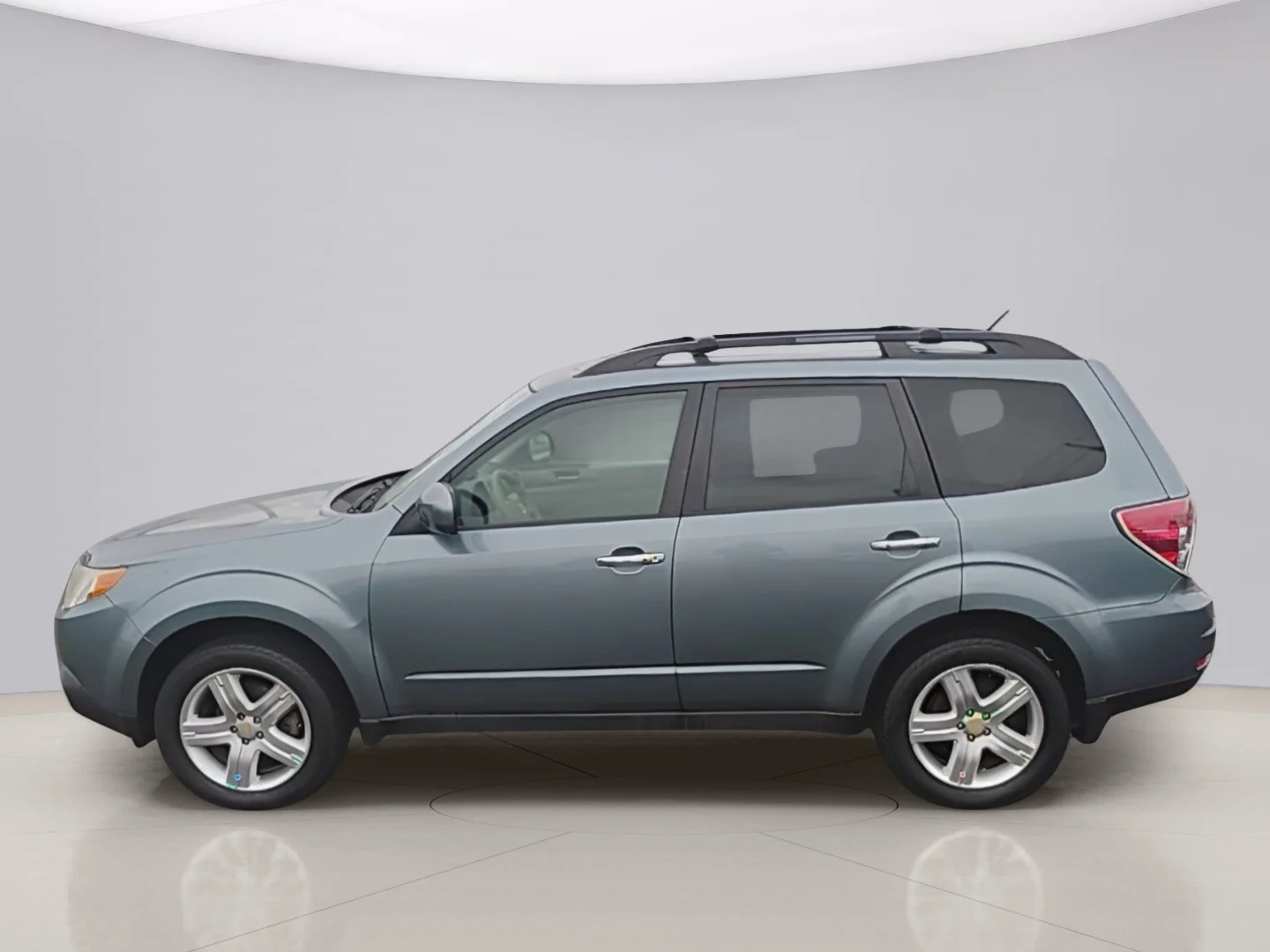 Used 2009 Green Subaru 2.5X PREMIUM image 2